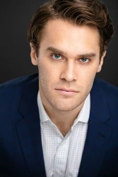 Spencer Crim interpreta Pete