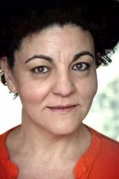 Farida Ouchani interpreta Moktaria Benassem