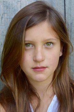 Habree Larratt interpreta Finley