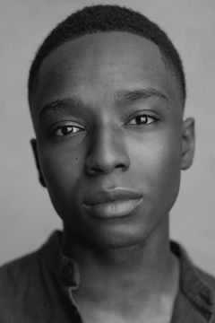 Kwabena Peprah interpreta College Kid at Bar