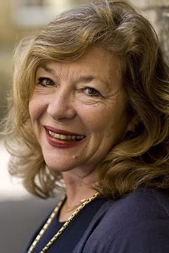 Carol Drinkwater interpreta Nurse Feeley