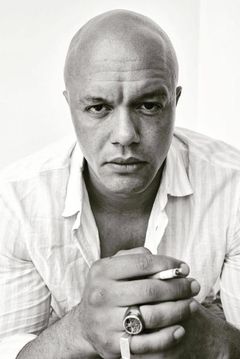 Joshua Gabriel Liège interpreta Lambor