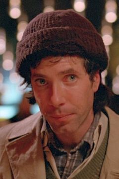 Robert A. Silverman interpreta Hydroholic