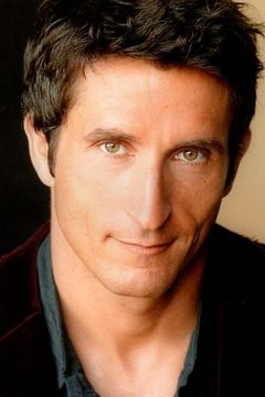 Jonathan LaPaglia interpreta Pit Engineer - Eddie
