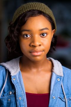 Nadej k Bailey interpreta Student (uncredited)