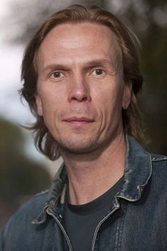 Jukka Rasila interpreta Guinea pig taxi driver (voice)