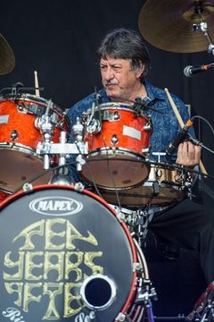 Ric Lee interpreta Self - Ten Years After