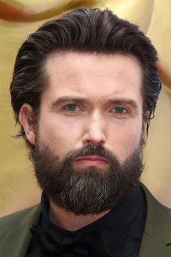 Emmett J Scanlan interpreta Glen Martin
