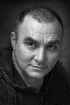 Sergey Veksler interpreta Baba