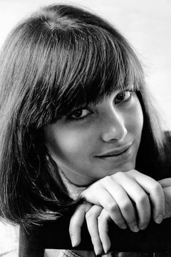 Janet Margolin interpreta Mary of Bethany