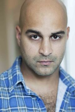 Shameer Birges interpreta Cab driver