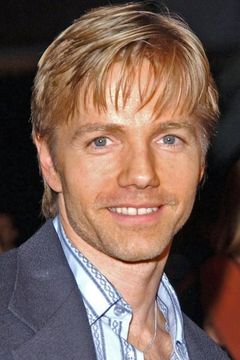 James Wlcek interpreta Marshall Marmillion