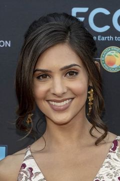 Camila Banus interpreta Carmen Tirado