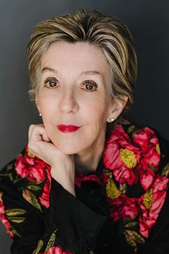 Linda Pollard interpreta Female Mikado Performer