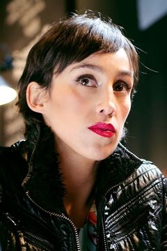 Manuela Oyarzún interpreta Adriana Rojas