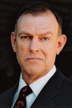 David Ross Paterson interpreta Doctor