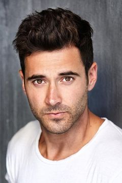 Leonidas Gulaptis interpreta Grant