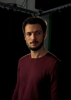 Jamael Westman interpreta David