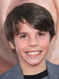 Bretton Manley interpreta Young John