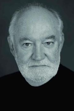 David Calder interpreta Captain Smith