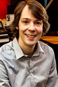 Ben Harlan interpreta Street Musician
