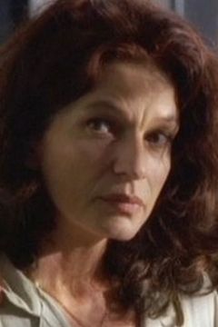 Tullia Alborghetti interpreta Elvira