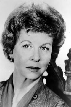 Maxine Stuart interpreta Miss Redburne's Mother (uncredited)