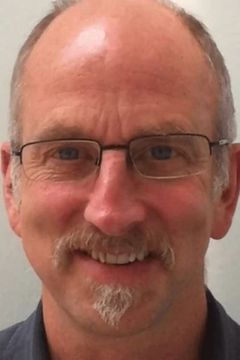 William Armstrong interpreta Accountant