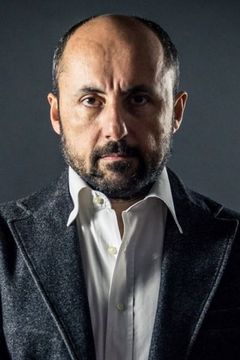 Lucio Patané interpreta Sindaco Manciaracina