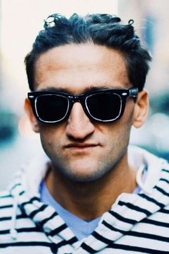 Casey Neistat interpreta Himself