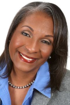 Deetta West interpreta Kathryn