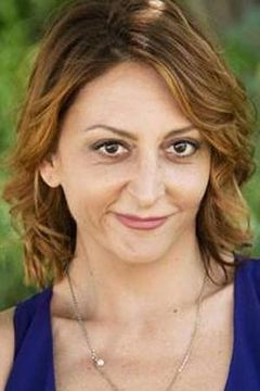 Paola Minaccioni interpreta Agente Mancini