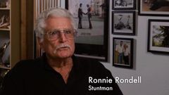 Ronnie Rondell Jr. interpreta Lyle Nichols