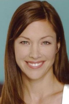 Jodie Dowdall interpreta Jasmine