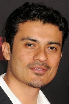 Rigo Sanchez interpreta Javi