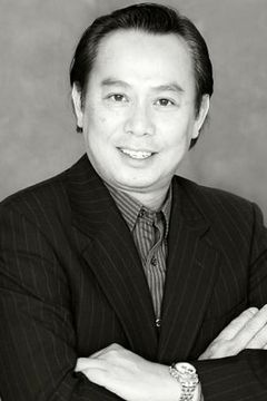 Sean Lu interpreta Cheng