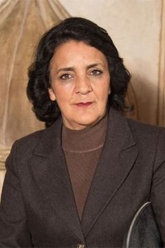 Fatima Hernadi (Raouia) interpreta Mirdin's Mother