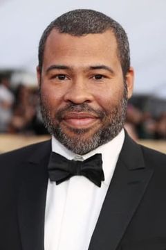 Jordan Peele interpreta Dying Rabbit/Fun House Narrator (voice)