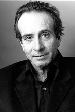 Michael Galasso interpreta Peter Pan (voice)