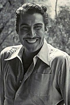 Emilio Fernández interpreta Gen. Mapache