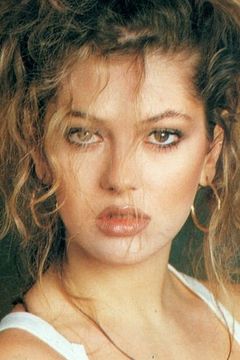 Jessica Moore interpreta Tania