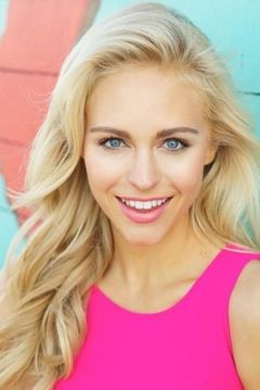 Lindsey Sporrer interpreta Misty