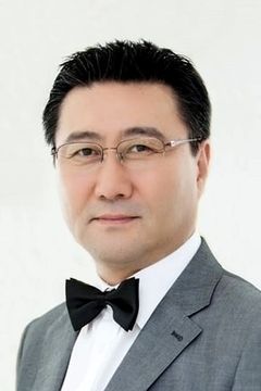 Choi Jung-woo interpreta Dong-hwa's Father