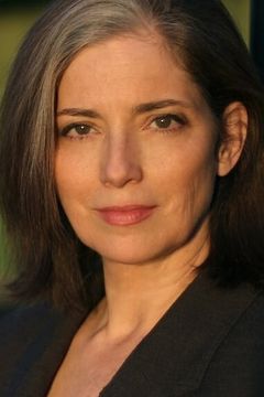 Suzanne Savoy interpreta Furious Woman