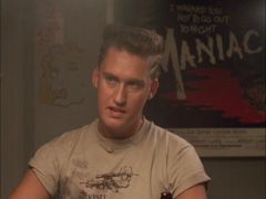 Gunther Jenson interpreta Security Guard