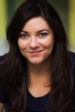 Catherine Glavicic interpreta Miranda
