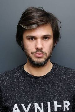Orelsan interpreta Titanix