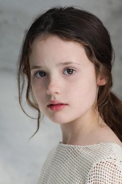 Cecily Cleeve interpreta Clementine