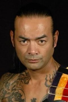 Quentin Chong interpreta Triad Driver
