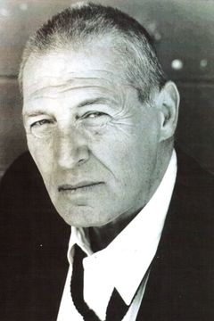 Carlo Cecchi interpreta Cardinal Mattia Carcano